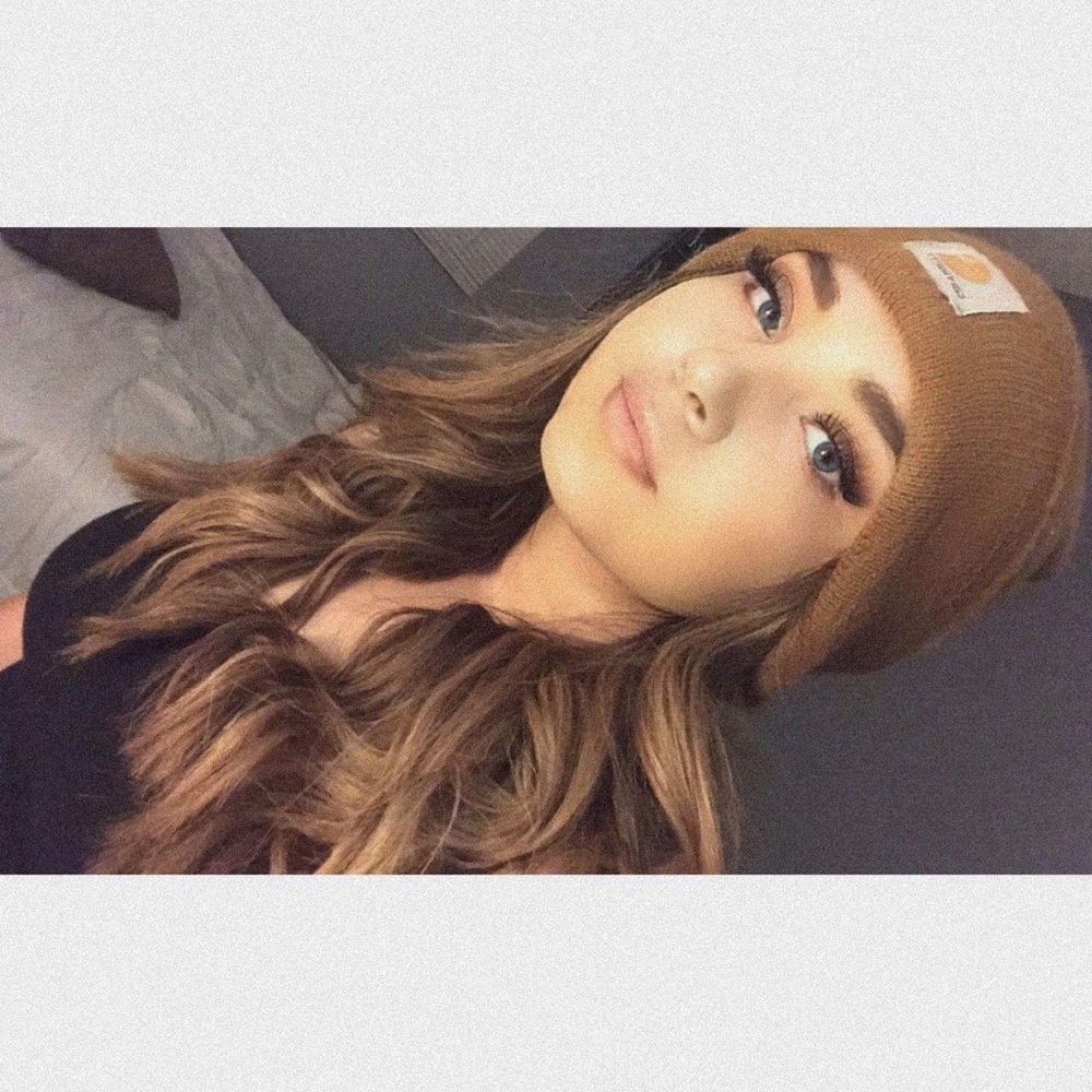 Meet your Posher, Shelby